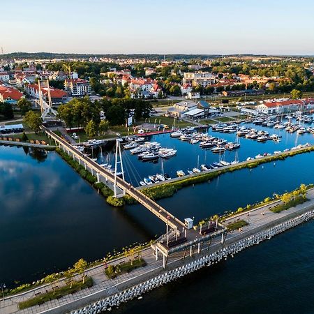 Hotel Zamek Giżycko Buitenkant foto