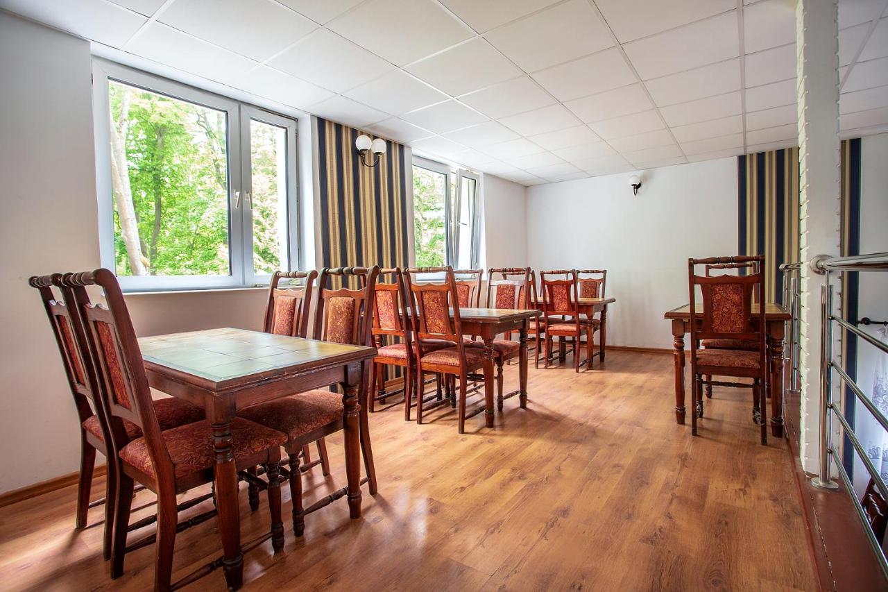 Hotel Zamek Giżycko Buitenkant foto